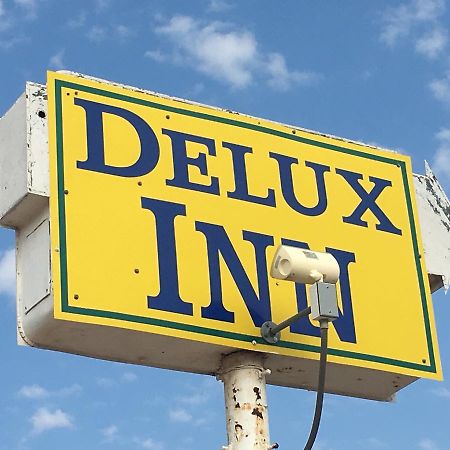 Deluxe Inn Midland Exterior foto